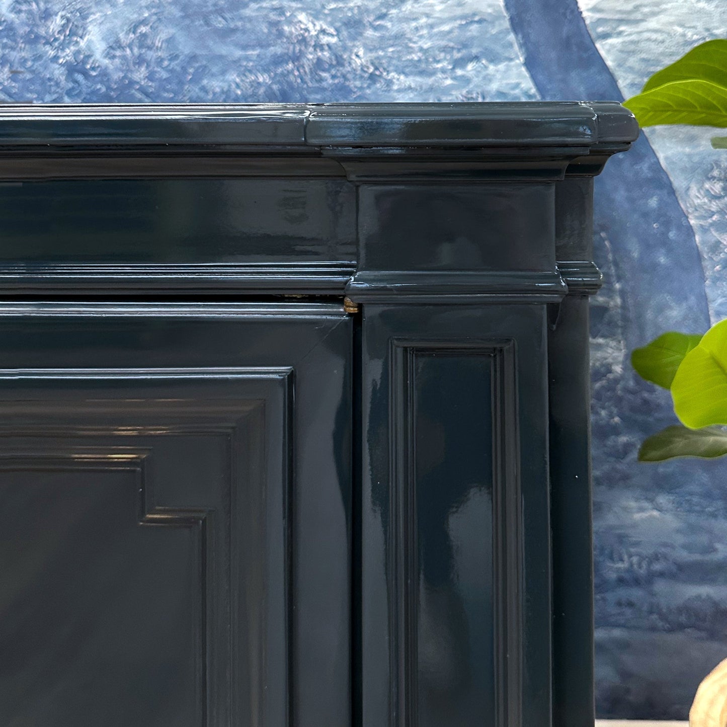 Vintage lacquered furniture, vintage home decor, maximalist home design inspiration, original and print art collections