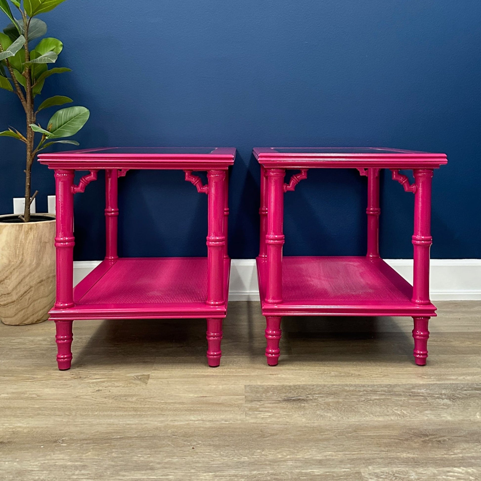 Casey Grace, Antique furniture, Home Furniture, Reclaimed furniture, Custom painted furniture, Upcycled furniture, Unique furniture, Maximalist décor, grandmilennial decor, Vintage furniture, Reclaimed, refurbished, refinished furniture, lacquered furniture, lacquer furniture, Painted furniture, Painted antique furniture, Furniture Refinishing, Second Hand Furniture, Vintage coffee table, Lacquer coffee table, Lacquered coffee table, Antique coffee table
