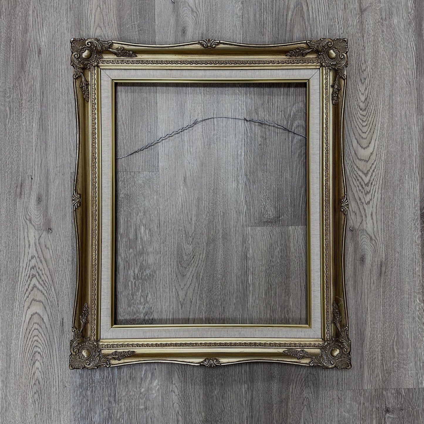 Ornate Picture Frame w/Linen Liner for 16 x 20 Inch Art / Decor - Casey Grace Studio, LLC