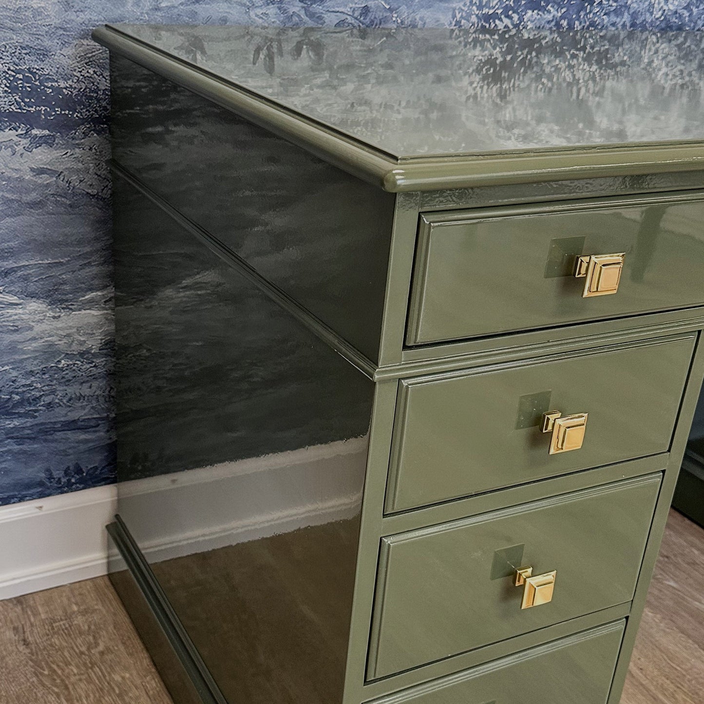 writing desk
modern writing desk
mid century writing desk
vintage writing desk
secretarial desk
french writing desk
lacquered waterfall desk
lacquer desk
lacquered wood desk
office decor for women desk aesthetic
office furniture
reception desk
secretary desk
mcm desk
mid century modern desk
reclaimed wood desk
lacquer furniture
reclaimed furniture
refurbished furniture
painted furniture
dopamine decor
Hollywood regency
old Hollywood
maximalist decor
drexel profile