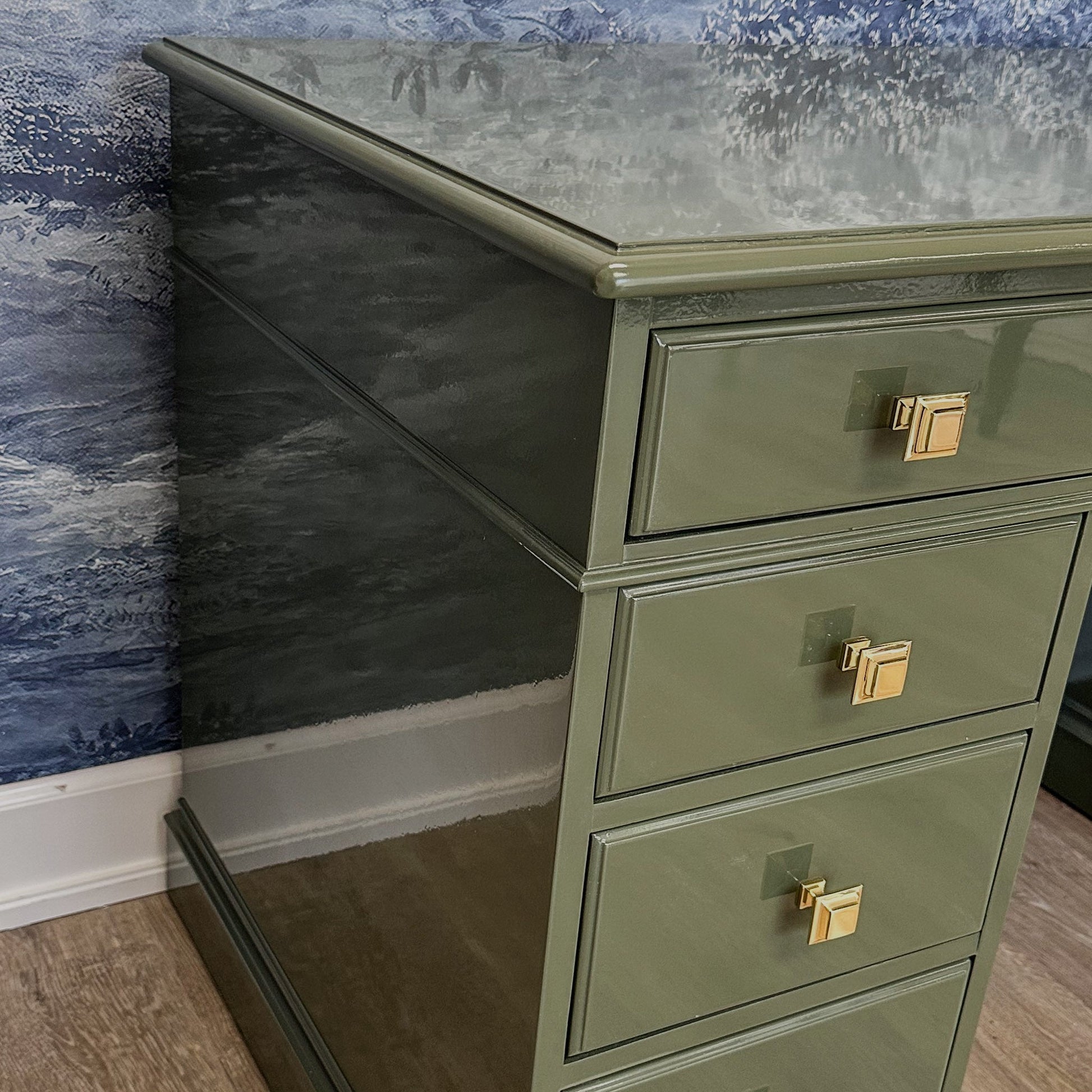 writing desk
modern writing desk
mid century writing desk
vintage writing desk
secretarial desk
french writing desk
lacquered waterfall desk
lacquer desk
lacquered wood desk
office decor for women desk aesthetic
office furniture
reception desk
secretary desk
mcm desk
mid century modern desk
reclaimed wood desk
lacquer furniture
reclaimed furniture
refurbished furniture
painted furniture
dopamine decor
Hollywood regency
old Hollywood
maximalist decor
drexel profile