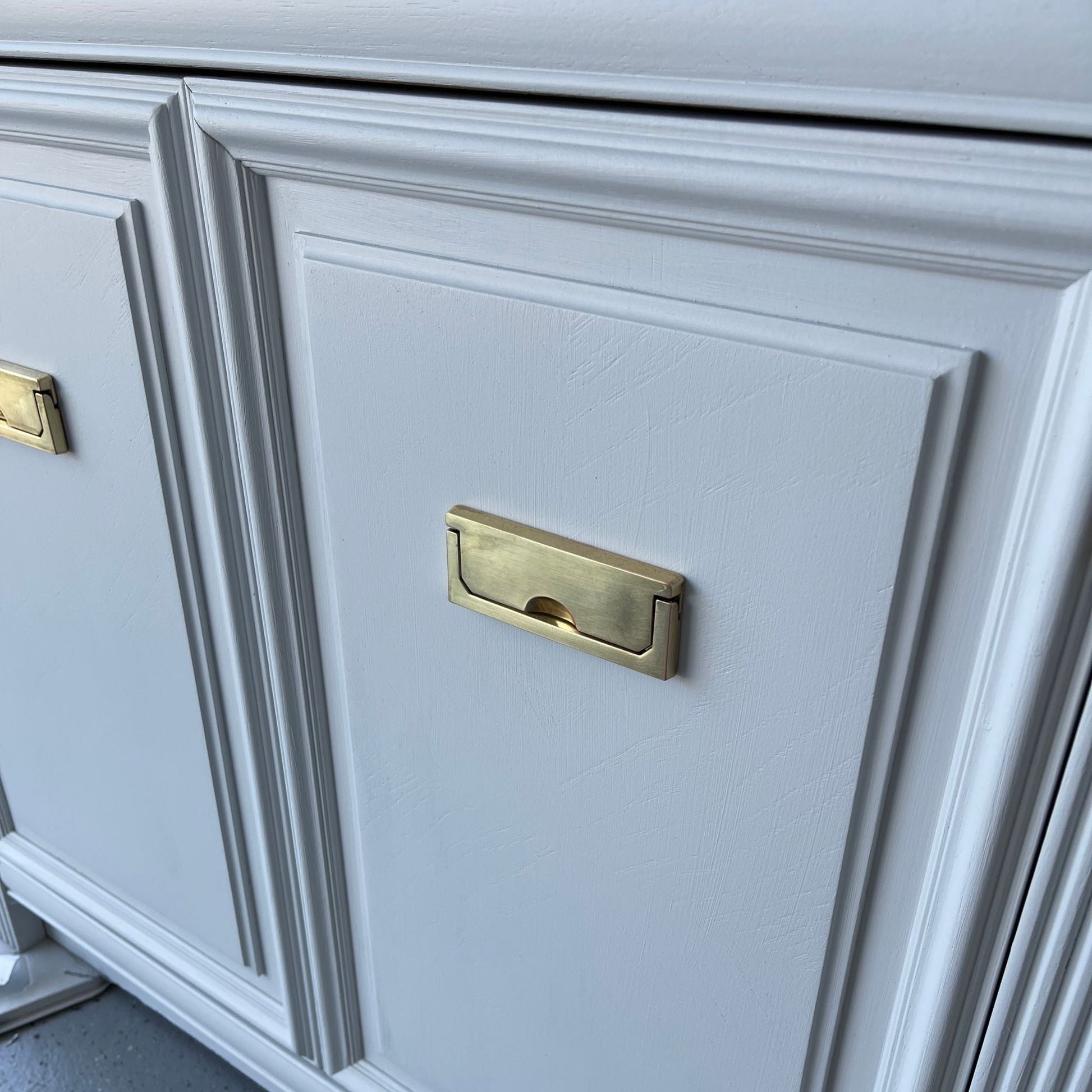 Antique furniture, Home Furniture, Reclaimed furniture, Custom furniture, Painted furniture, Upcycled furniture, Unique furniture, Maximalist décor, Vintage furniture, Reclaimed, refurbished, lacquered furniture, lacquer furniture, Painted furniture, Painted antique furniture, Furniture Refinishing, Second Hand Furniture