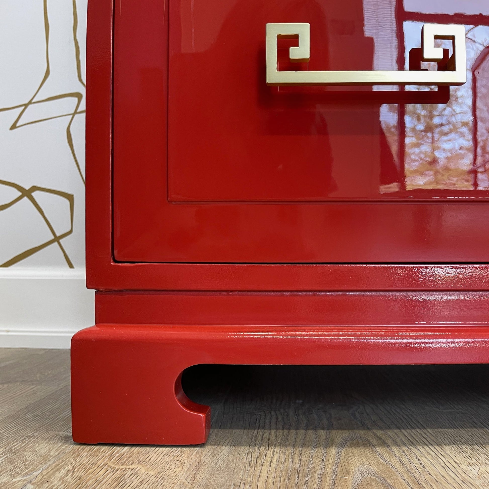 Antique furniture, Home Furniture, Reclaimed furniture, Custom furniture, Painted furniture, Upcycled furniture, Unique furniture, Maximalist décor, Vintage furniture, Reclaimed, refurbished, lacquered furniture, lacquer furniture, Painted furniture, Painted antique furniture, Furniture Refinishing, Second Hand Furniture