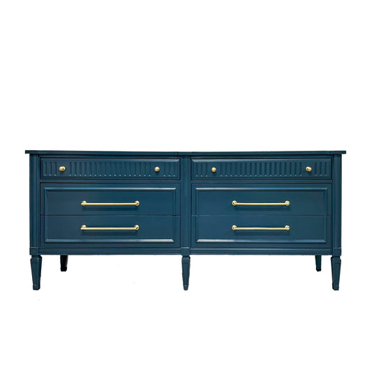 Casey Grace, Antique furniture, Home Furniture, Reclaimed furniture, Custom furniture, Painted furniture, Upcycled furniture, Unique furniture, Maximalist décor, Vintage furniture, Reclaimed, refurbished, lacquered furniture, lacquer furniture, Painted furniture, Painted antique furniture, Furniture Refinishing, Second Hand Furniture