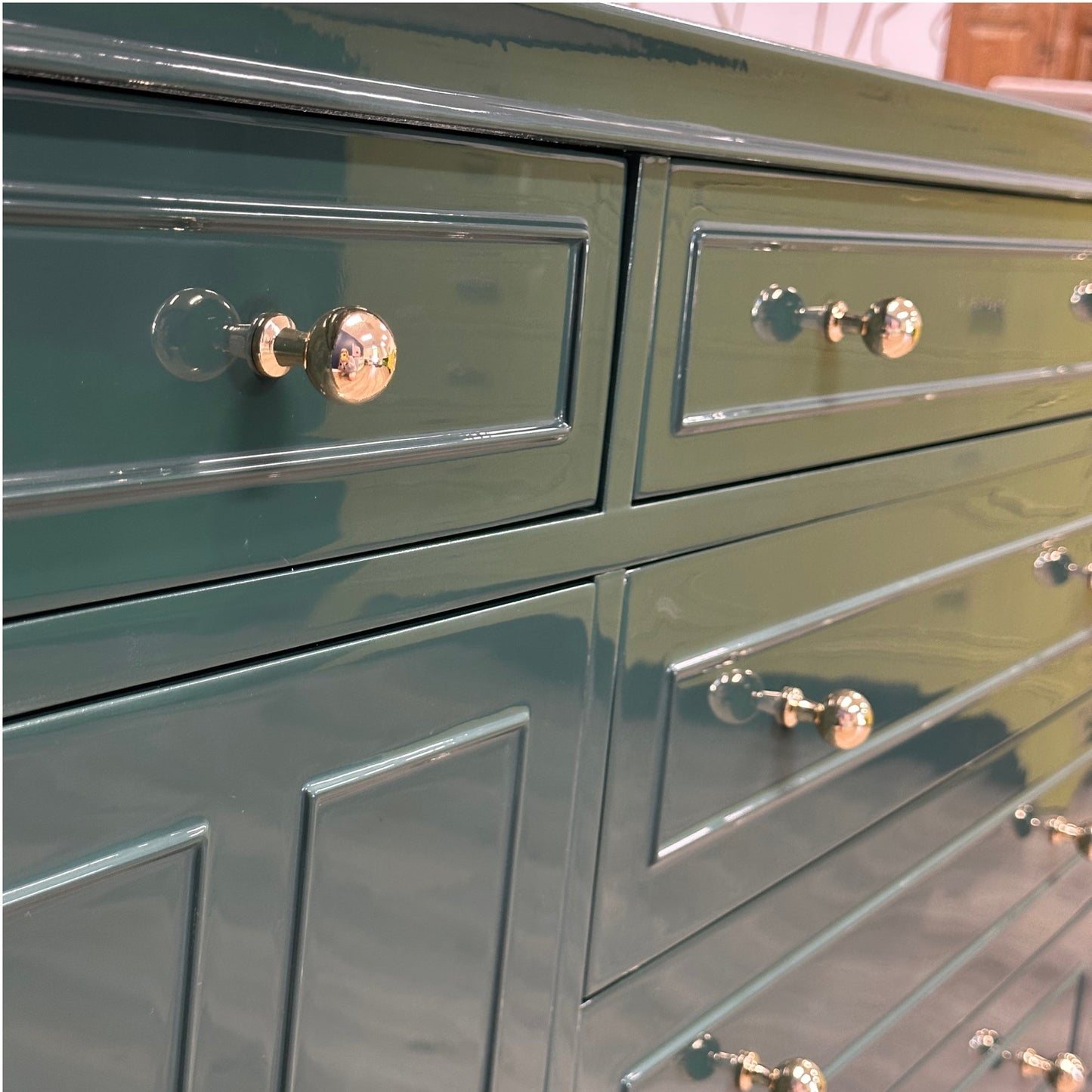 Antique furniture, Home Furniture, Reclaimed furniture, Custom furniture, Painted furniture, Upcycled furniture, Unique furniture, Maximalist décor, Vintage furniture, Reclaimed, refurbished, lacquered furniture, lacquer furniture, Painted furniture, Painted antique furniture, Furniture Refinishing, Second Hand Furniture