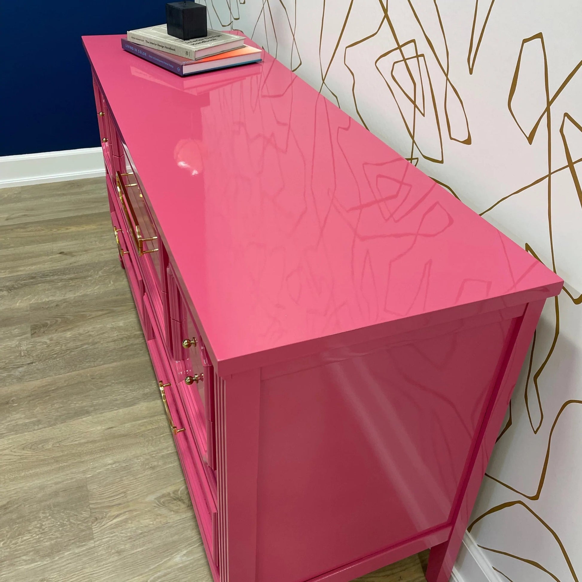 Antique furniture, Home Furniture, Reclaimed furniture, Custom furniture, Painted furniture, Upcycled furniture, Unique furniture, Maximalist décor, Vintage furniture, Reclaimed, refurbished, lacquered furniture, lacquer furniture, Painted furniture, Painted antique furniture, Furniture Refinishing, Second Hand Furniture