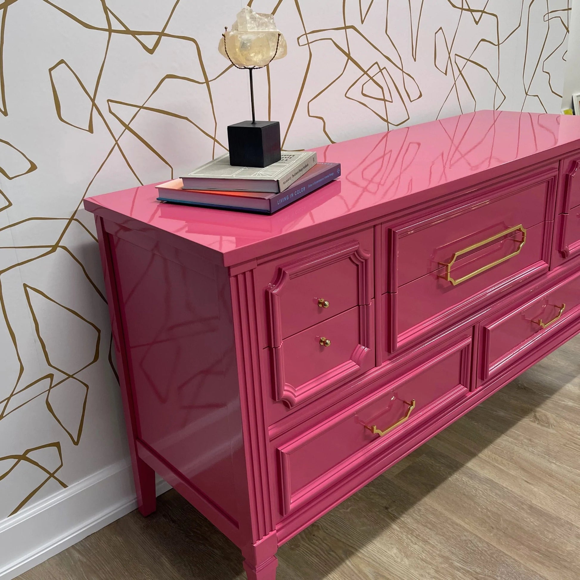 Antique furniture, Home Furniture, Reclaimed furniture, Custom furniture, Painted furniture, Upcycled furniture, Unique furniture, Maximalist décor, Vintage furniture, Reclaimed, refurbished, lacquered furniture, lacquer furniture, Painted furniture, Painted antique furniture, Furniture Refinishing, Second Hand Furniture