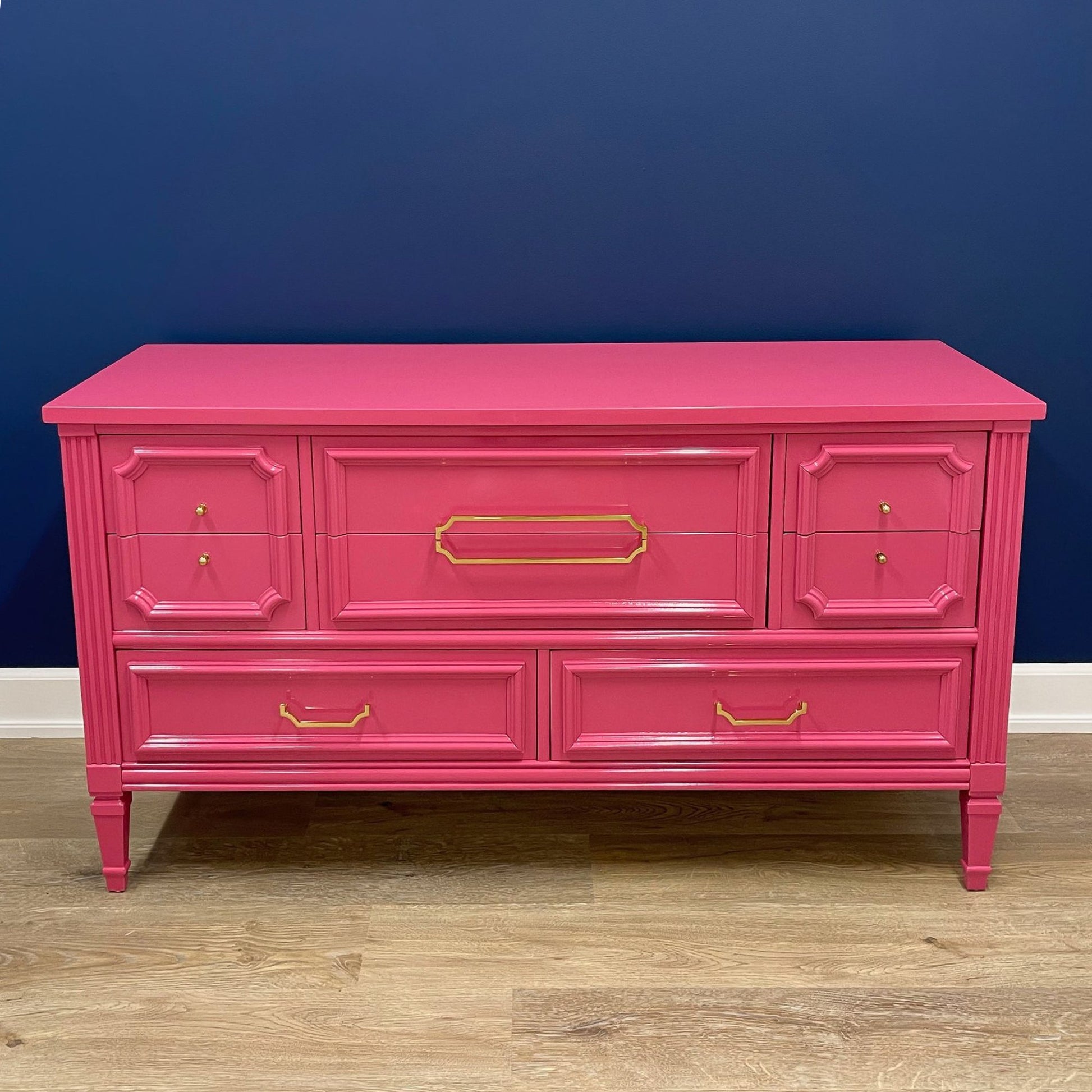 Antique furniture, Home Furniture, Reclaimed furniture, Custom furniture, Painted furniture, Upcycled furniture, Unique furniture, Maximalist décor, Vintage furniture, Reclaimed, refurbished, lacquered furniture, lacquer furniture, Painted furniture, Painted antique furniture, Furniture Refinishing, Second Hand Furniture