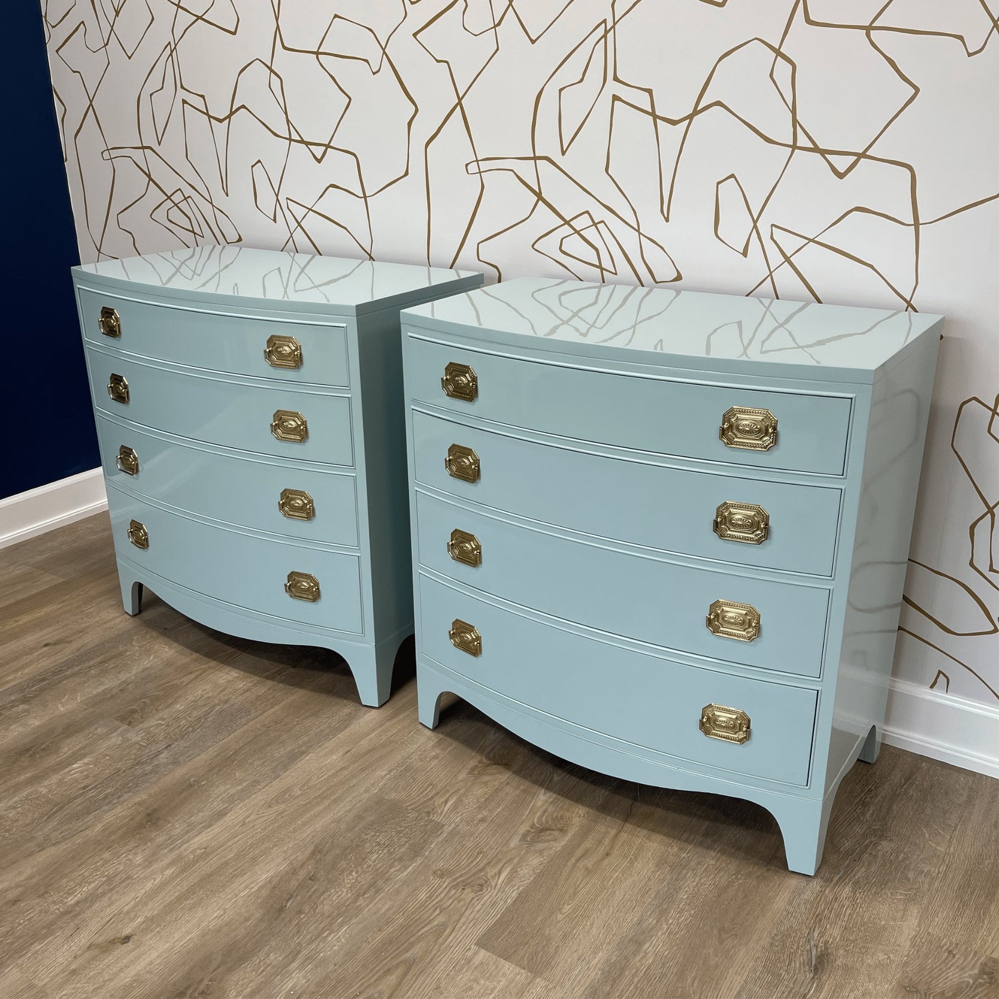 Antique furniture, Home Furniture, Reclaimed furniture, Custom furniture, Painted furniture, Upcycled furniture, Unique furniture, Maximalist décor, Vintage furniture, Reclaimed, refurbished, lacquered furniture, lacquer furniture, Painted furniture, Painted antique furniture, Furniture Refinishing, Second Hand Furniture