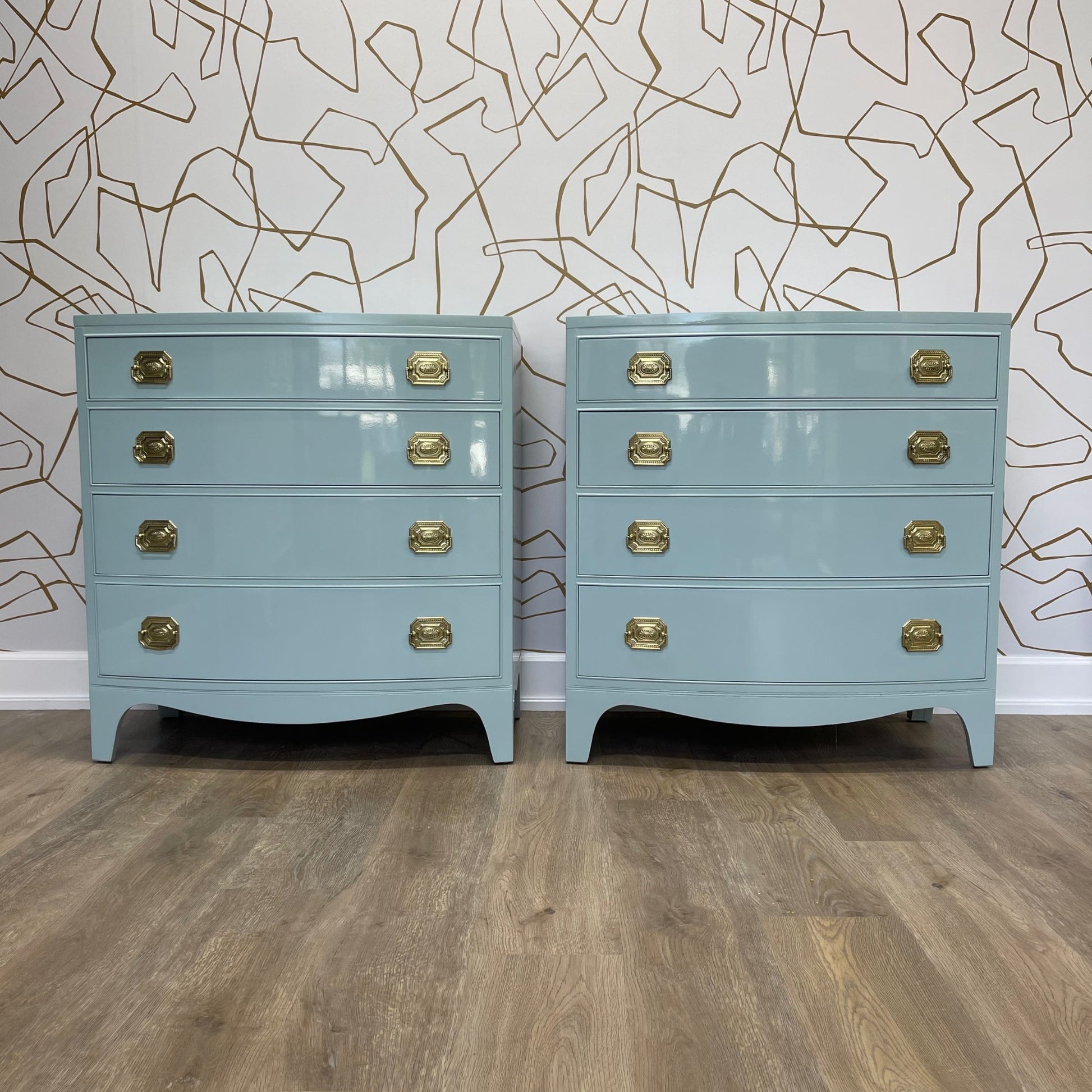Antique furniture, Home Furniture, Reclaimed furniture, Custom furniture, Painted furniture, Upcycled furniture, Unique furniture, Maximalist décor, Vintage furniture, Reclaimed, refurbished, lacquered furniture, lacquer furniture, Painted furniture, Painted antique furniture, Furniture Refinishing, Second Hand Furniture