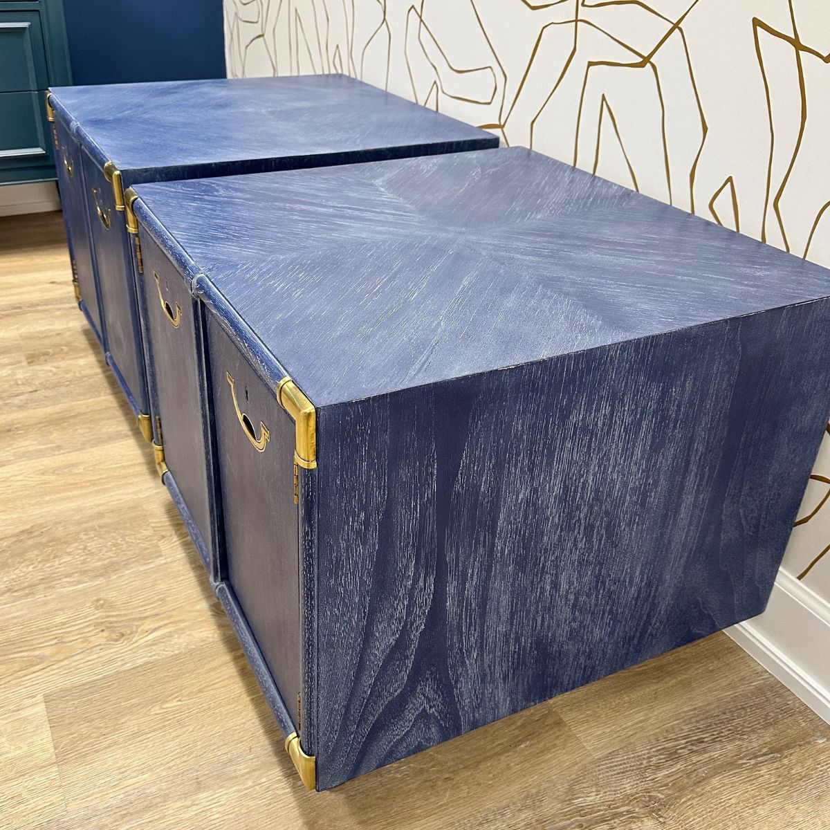 Antique furniture, Home Furniture, Reclaimed furniture, Custom painted furniture, Painted furniture, Upcycled furniture, Unique furniture, Maximalist décor, grandmillennial decor, Vintage furniture, Reclaimed, refurbished, lacquered furniture, lacquer furniture, Painted furniture, Painted antique furniture, Furniture Refinishing, Second Hand Furniture