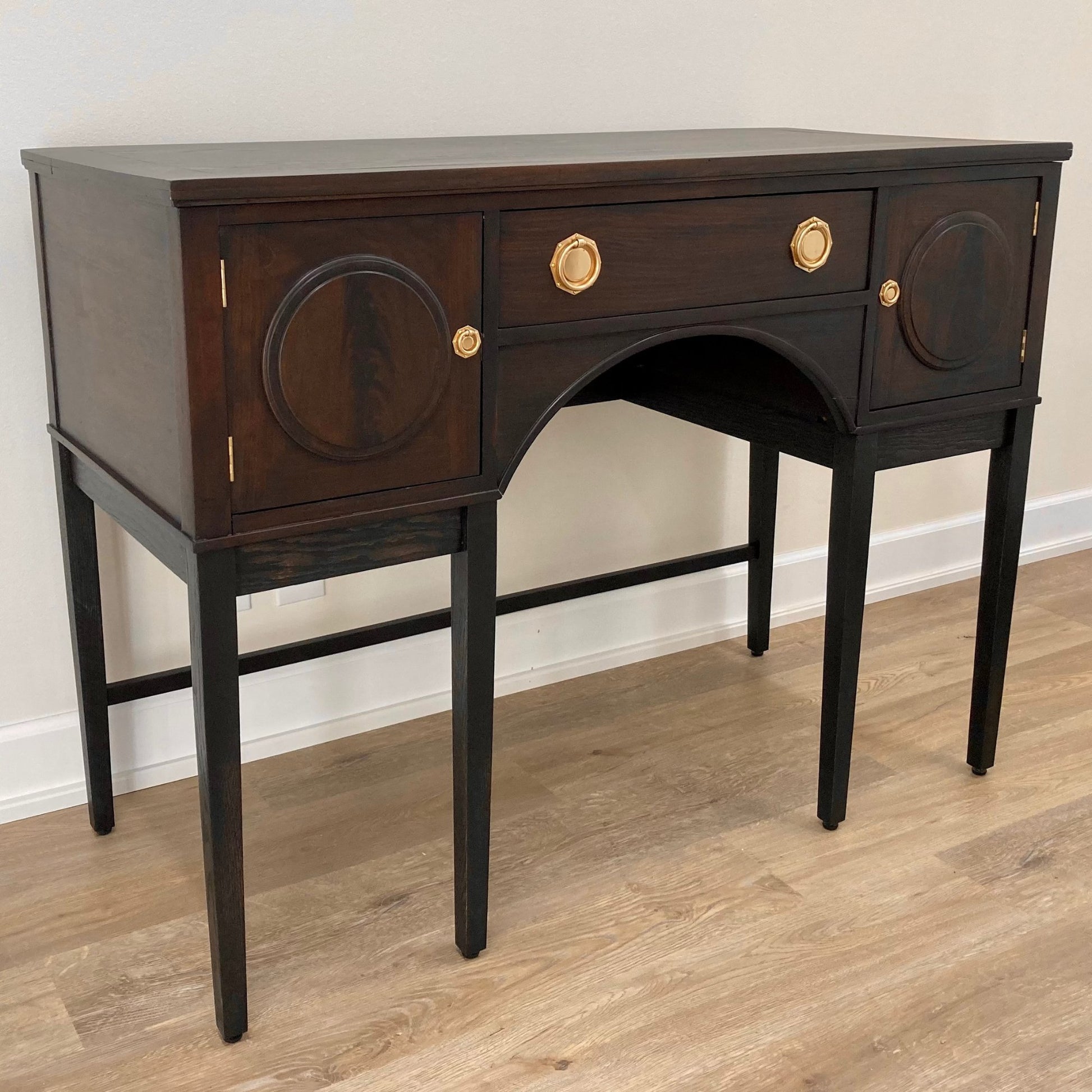 Antique furniture, Home Furniture, Reclaimed furniture, Custom furniture, Painted furniture, Upcycled furniture, Unique furniture, Maximalist décor, Vintage furniture, Reclaimed, refurbished, lacquered furniture, lacquer furniture, Painted furniture, Painted antique furniture, Furniture Refinishing, Second Hand Furniture
