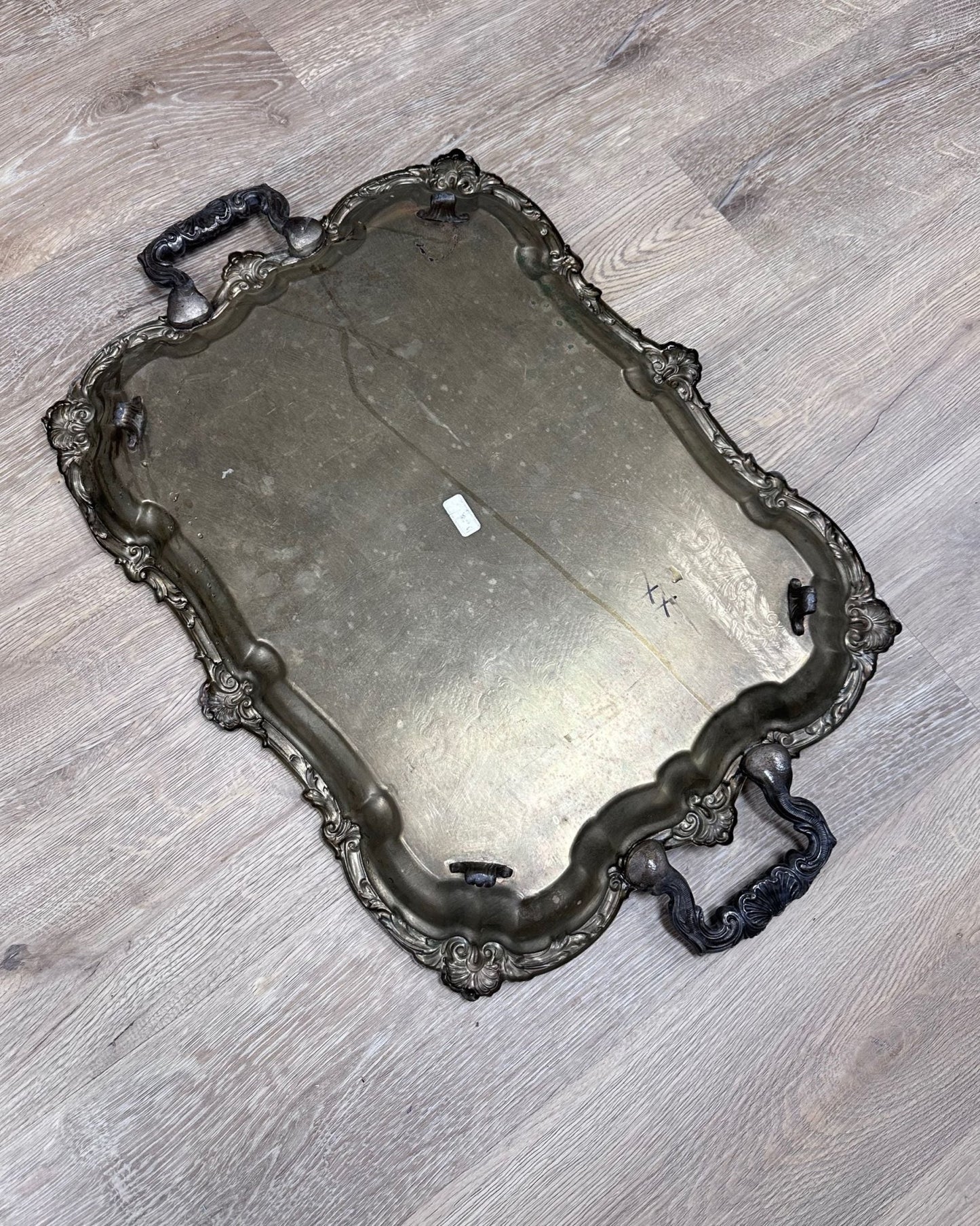 vintage hotel silver platter, ornate design, heavy, silver plate