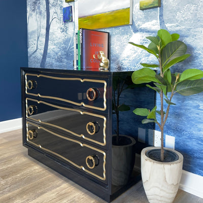Dorothy Draper, black and gold, casey grace,Antique furniture, Home Furniture, Reclaimed furniture, Custom painted furniture, Painted furniture, Upcycled furniture, Unique furniture, Maximalist décor, grandmillennial decor, Vintage furniture, Reclaimed, refurbished, lacquered furniture, lacquer furniture, Painted furniture, Painted antique furniture, Furniture Refinishing, Second Hand Furniture, whiskey lounge, bar lounge room, whiskey room, speakeasy room ideas, whiskey lounge home